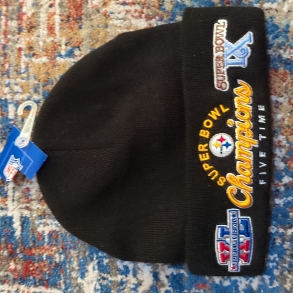 NFL RBX Men's Pittsburgh Steelers Super Bowl Champion Knit Hat - Picture 1 of 4